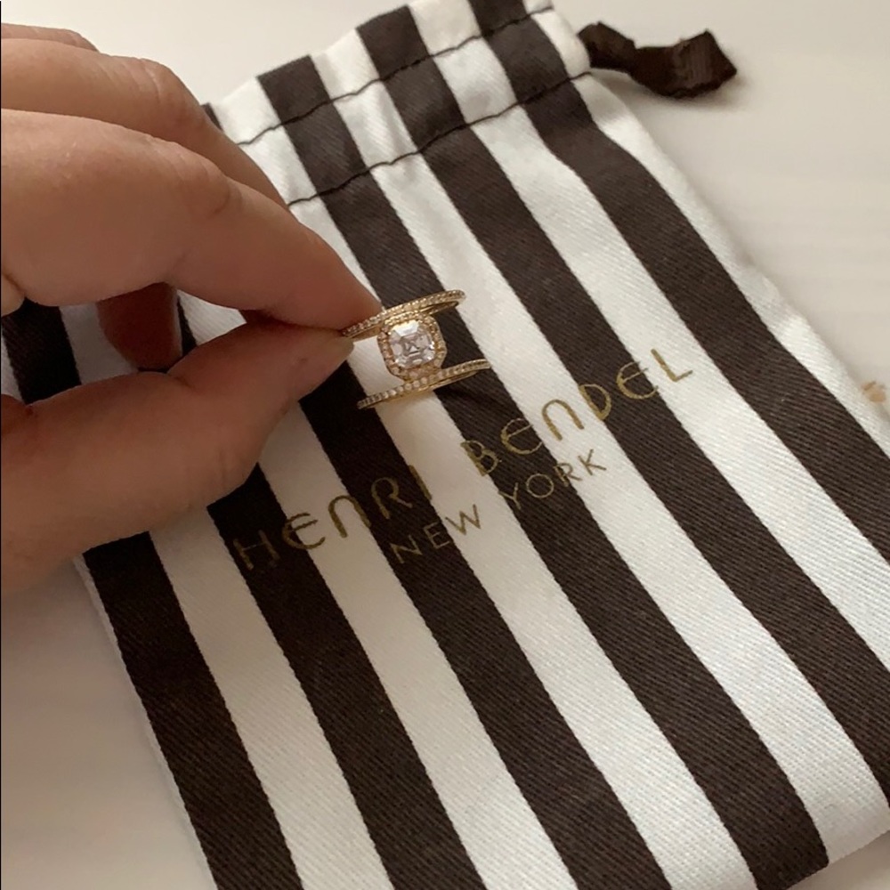 Henri Bendel Ring
